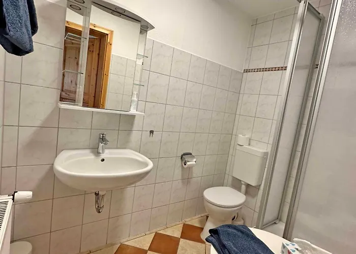 Daenholm Alte Schule Barlin Mecklenburg Pool *